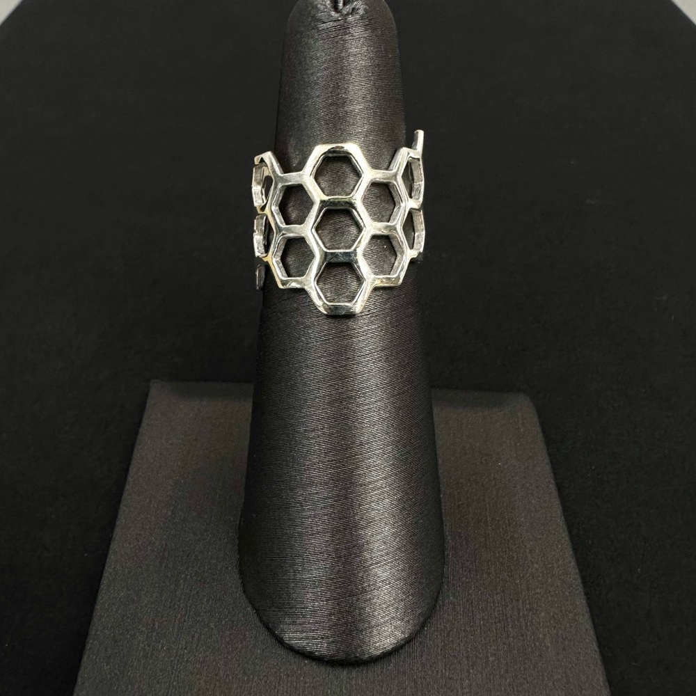 Sterling silver honeycomb ring